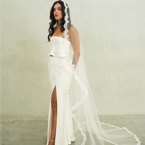 Madame Tulle Claudia I Cathedral Length Ivory Tulle Mantilla Veil